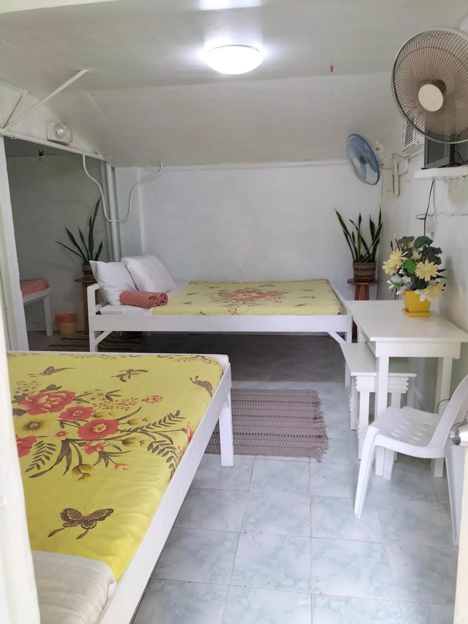 Cronin Residence Resort Oslob Esterno foto