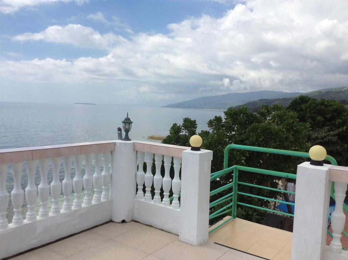 Cronin Residence Resort Oslob Esterno foto