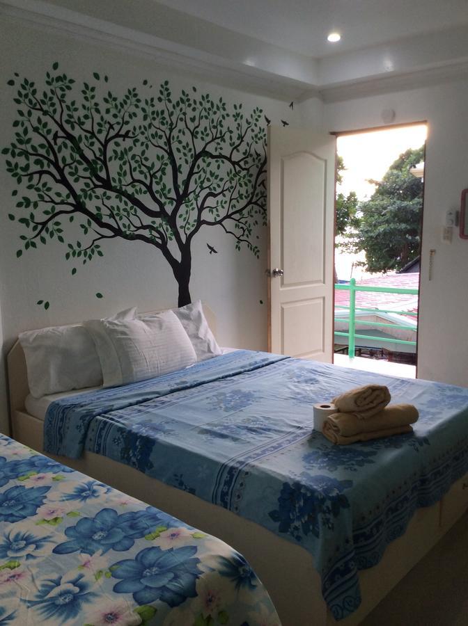 Cronin Residence Resort Oslob Esterno foto