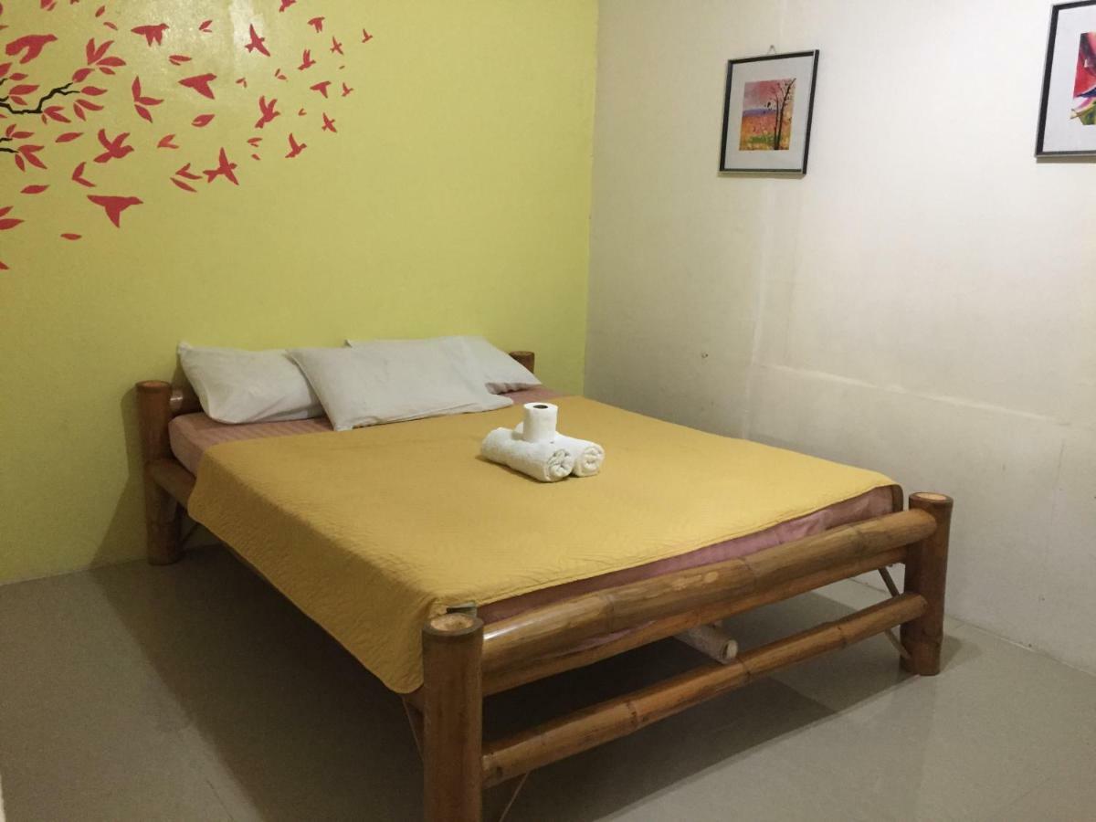 Cronin Residence Resort Oslob Esterno foto